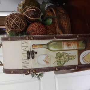 Wine Cellar carrier,great for special occasions or decor